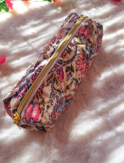 Trousse fleuri matelassé